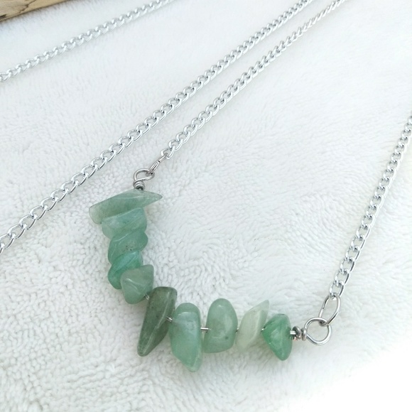 2/$25🌞Gemstone Necklace - Aventurine - Picture 4 of 5
